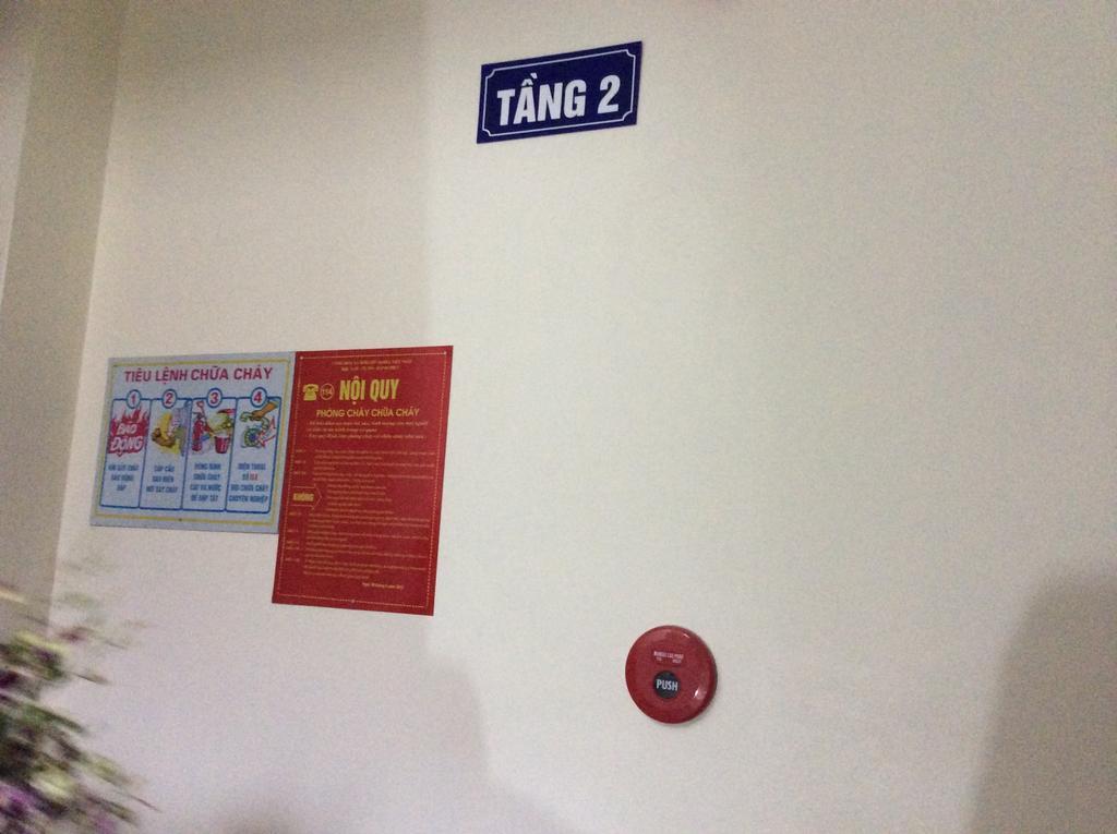 Van Anh Hotel Thach Loi Bagian luar foto