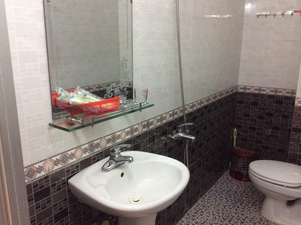 Van Anh Hotel Thach Loi Bagian luar foto